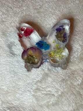 Butterfly Handmade   Paperweight or Decor with Embedded Dried Flowers